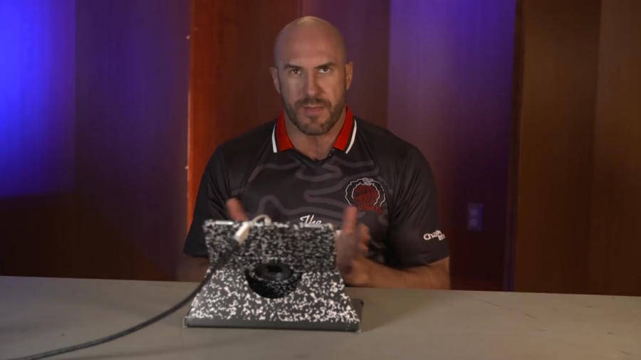 CESARO_s_FREEZE_CARD_DECK_in_FULL_EFFECT____-_Clash_With_Cesaro_mp40021.jpg