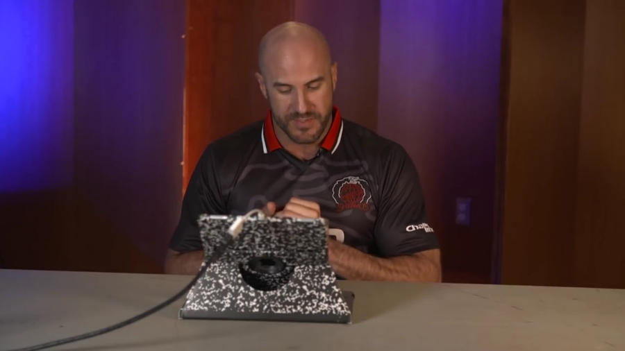 CESARO_s_FREEZE_CARD_DECK_in_FULL_EFFECT____-_Clash_With_Cesaro_mp40023.jpg