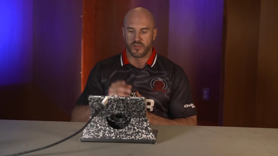 CESARO_s_FREEZE_CARD_DECK_in_FULL_EFFECT____-_Clash_With_Cesaro_mp40035.jpg