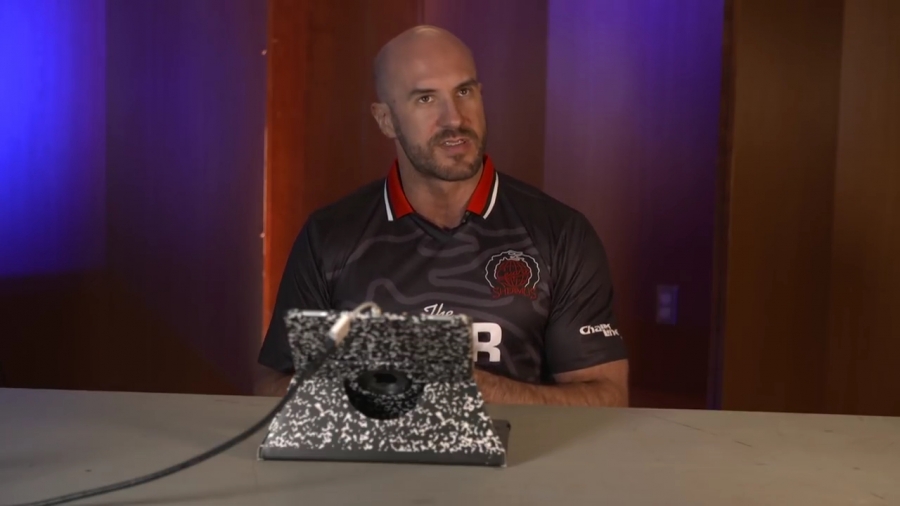 CESARO_s_FREEZE_CARD_DECK_in_FULL_EFFECT____-_Clash_With_Cesaro_mp40093.jpg