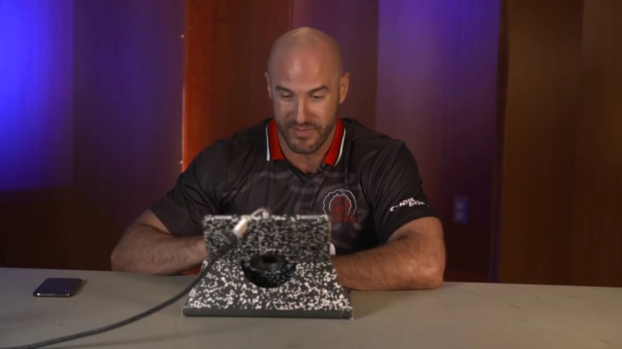 CESARO_s_FREEZE_CARD_DECK_in_FULL_EFFECT____-_Clash_With_Cesaro_mp40607.jpg