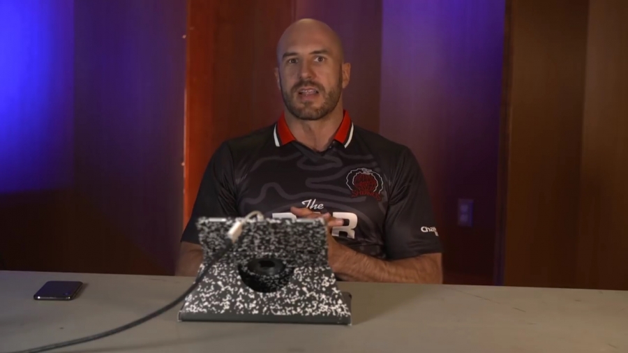 CESARO_s_FREEZE_CARD_DECK_in_FULL_EFFECT____-_Clash_With_Cesaro_mp40836.jpg