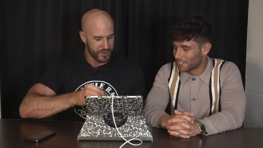 NOAM_DAR_learns_from_MASTER_CESARO__-_Clash_with_Cesaro_mp40039.jpg