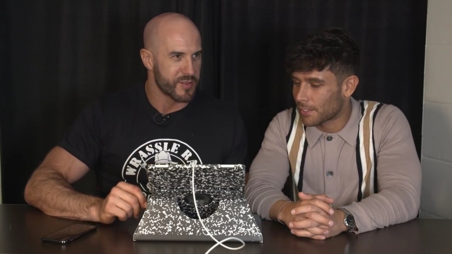 NOAM_DAR_learns_from_MASTER_CESARO__-_Clash_with_Cesaro_mp40048.jpg
