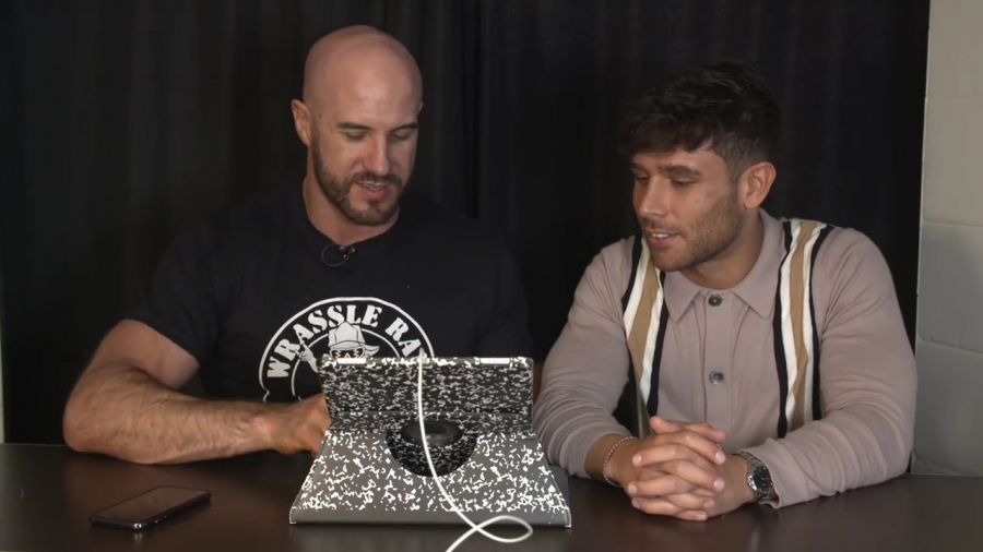 NOAM_DAR_learns_from_MASTER_CESARO__-_Clash_with_Cesaro_mp40052.jpg