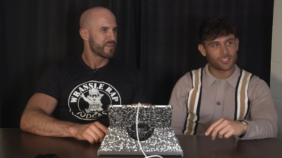 NOAM_DAR_learns_from_MASTER_CESARO__-_Clash_with_Cesaro_mp40605.jpg