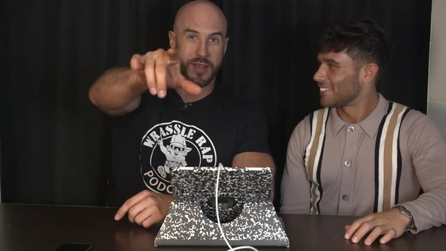 NOAM_DAR_learns_from_MASTER_CESARO__-_Clash_with_Cesaro_mp40682.jpg