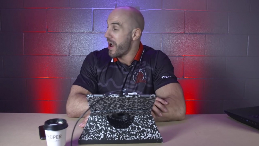 ROYAL_RECRUITS_ALL_OVER_THE_FIELD__-_Clash_with_Cesaro_mp40724.jpg