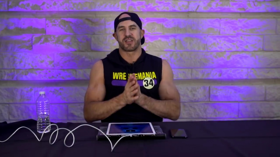 THE_ROAD_TO_5000_TROPHIES__-_Clash_With_Cesaro_mp40701.jpg