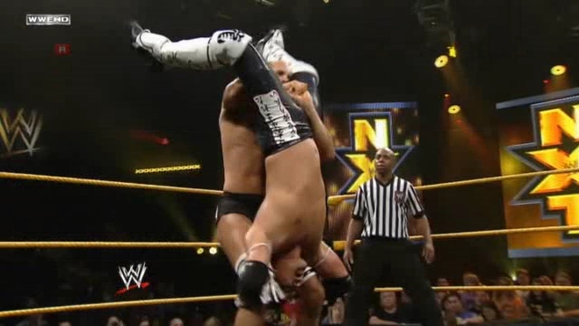 WWE_NXT_2013_05_23_HDTV_XviD-Ebi_avi0567.jpg