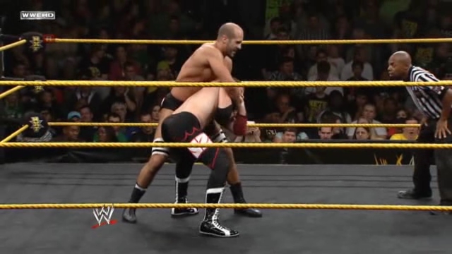 WWE_NXT_2013_05_23_HDTV_XviD-Ebi_avi0916.jpg