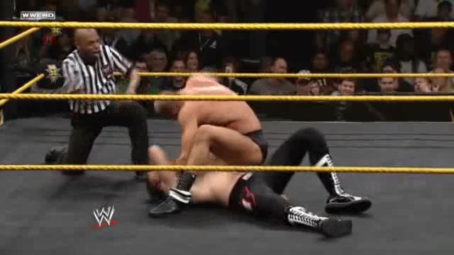 WWE_NXT_2013_05_23_HDTV_XviD-Ebi_avi1063.jpg