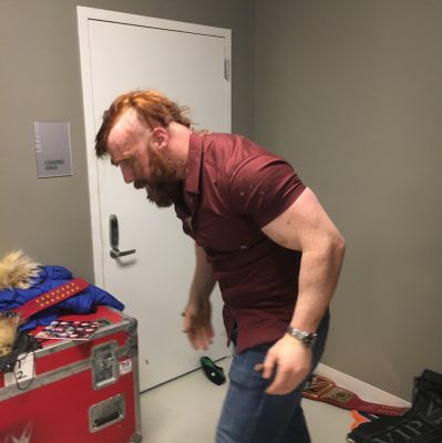 2017-12-27_19_14_03_1679399003304533905_557418488.jpg