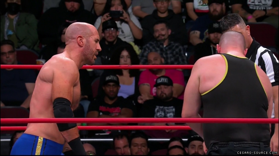 2023_03_31_ROH_Supercard_of_Honor_2023_HDTV_720p_mp41473.jpg