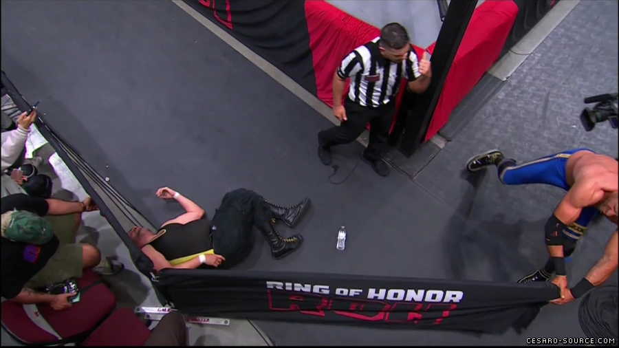2023_03_31_ROH_Supercard_of_Honor_2023_HDTV_720p_mp41656.jpg