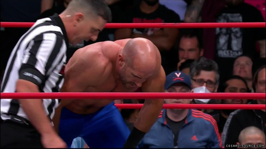 2023_03_31_ROH_Supercard_of_Honor_2023_HDTV_720p_mp41786.jpg
