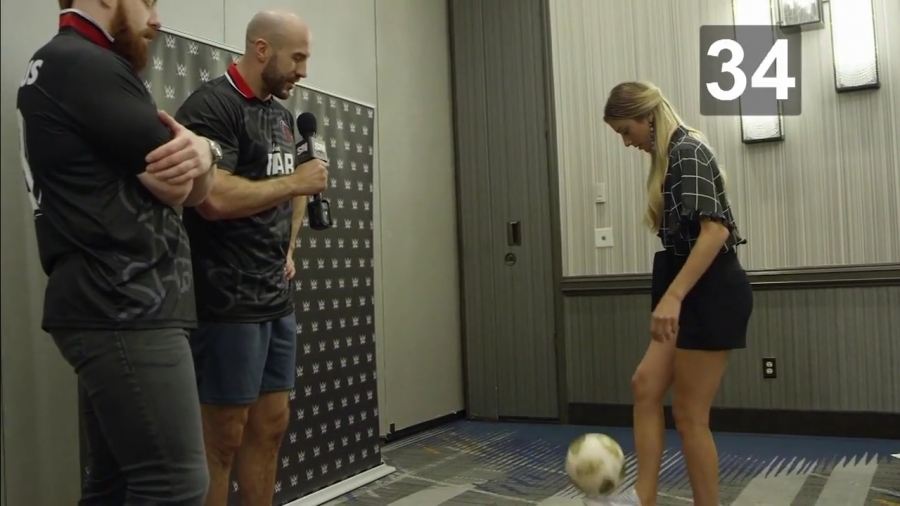 22The_Keep-Ups_Challenge_Caroline_Szwed_vs__The_Bar2122_mp40115.jpg
