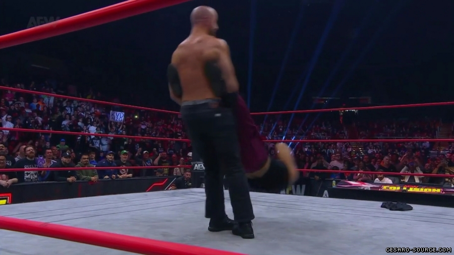 BCC_Collision_mp40398~0.jpg