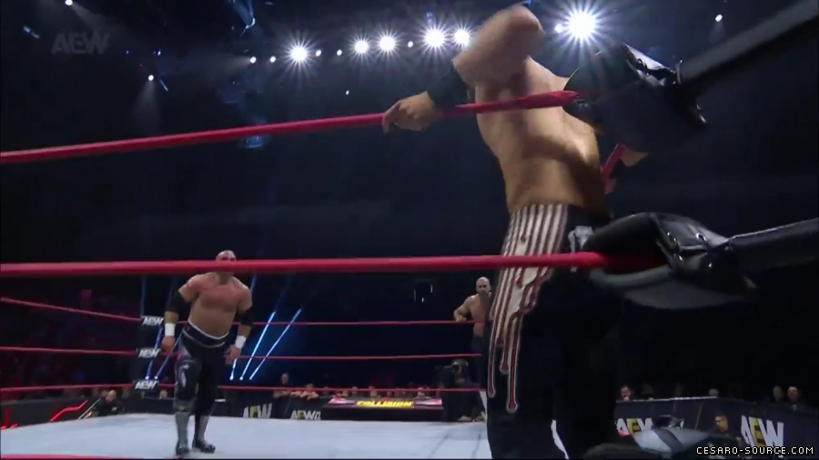 BCC_Collision_mp40427~2.jpg