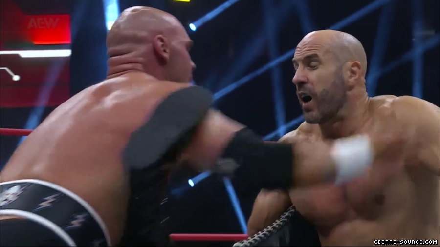 BCC_Collision_mp40671~0.jpg