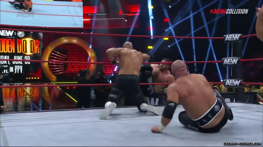 BCC_Collision_mp40928~0.jpg
