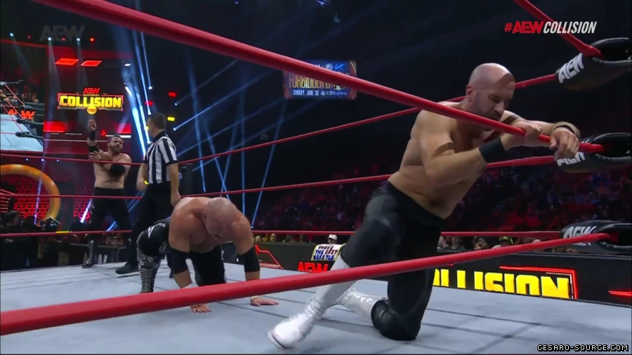 BCC_Collision_mp40966~2.jpg