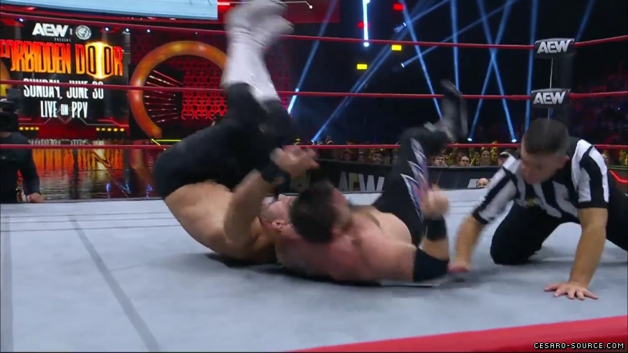 BCC_Collision_mp41133~0.jpg