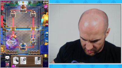 CESARO_PLAYS_THE_CLASH_DECKS_YOU_BUILT_HIM212121_Clash_with_Cesaro__7_--_UpUpDownD_mp40293.jpg