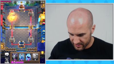 CESARO_PLAYS_THE_CLASH_DECKS_YOU_BUILT_HIM212121_Clash_with_Cesaro__7_--_UpUpDownD_mp40455.jpg