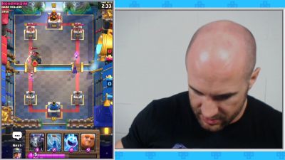CESARO_PLAYS_THE_CLASH_DECKS_YOU_BUILT_HIM212121_Clash_with_Cesaro__7_--_UpUpDownD_mp40456.jpg