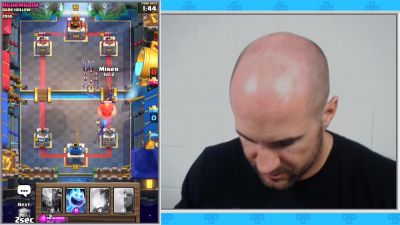 CESARO_PLAYS_THE_CLASH_DECKS_YOU_BUILT_HIM212121_Clash_with_Cesaro__7_--_UpUpDownD_mp40496.jpg