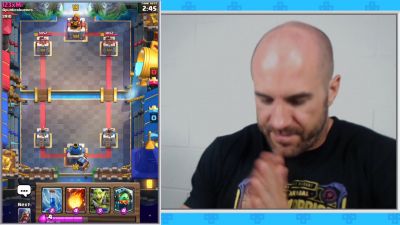 CESARO_PLAYS_THE_CLASH_DECKS_YOU_BUILT_HIM212121_Clash_with_Cesaro__7_--_UpUpDownD_mp40606.jpg