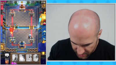 CESARO_PLAYS_THE_CLASH_DECKS_YOU_BUILT_HIM212121_Clash_with_Cesaro__7_--_UpUpDownD_mp40616.jpg