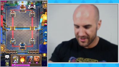 CESARO_PLAYS_THE_CLASH_DECKS_YOU_BUILT_HIM212121_Clash_with_Cesaro__7_--_UpUpDownD_mp40641.jpg