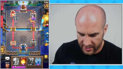 CESARO_PLAYS_THE_CLASH_DECKS_YOU_BUILT_HIM212121_Clash_with_Cesaro__7_--_UpUpDownD_mp40672.jpg