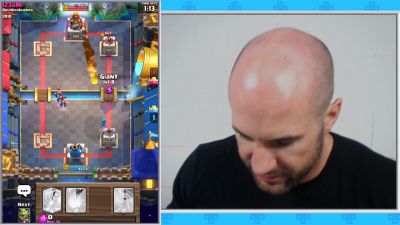 CESARO_PLAYS_THE_CLASH_DECKS_YOU_BUILT_HIM212121_Clash_with_Cesaro__7_--_UpUpDownD_mp40688.jpg