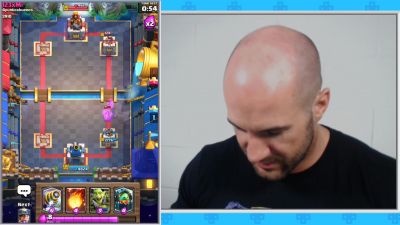 CESARO_PLAYS_THE_CLASH_DECKS_YOU_BUILT_HIM212121_Clash_with_Cesaro__7_--_UpUpDownD_mp40705.jpg