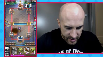 CESARO_dishes_pains___answers_your_CLASH_ROYALE_questions___2_--_UpUpDownDown_P_mp40165.jpg