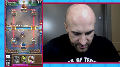 CESARO_dishes_pains___answers_your_CLASH_ROYALE_questions___2_--_UpUpDownDown_P_mp40166.jpg