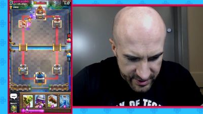 CESARO_dishes_pains___answers_your_CLASH_ROYALE_questions___2_--_UpUpDownDown_P_mp40197~0.jpg