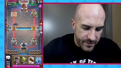 CESARO_dishes_pains___answers_your_CLASH_ROYALE_questions___2_--_UpUpDownDown_P_mp40212.jpg