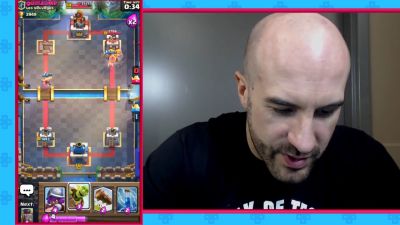 CESARO_dishes_pains___answers_your_CLASH_ROYALE_questions___2_--_UpUpDownDown_P_mp40226.jpg