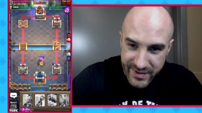 CESARO_dishes_pains___answers_your_CLASH_ROYALE_questions___2_--_UpUpDownDown_P_mp40227.jpg