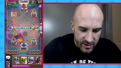CESARO_dishes_pains___answers_your_CLASH_ROYALE_questions___2_--_UpUpDownDown_P_mp40238.jpg