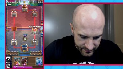 CESARO_dishes_pains___answers_your_CLASH_ROYALE_questions___2_--_UpUpDownDown_P_mp40297.jpg