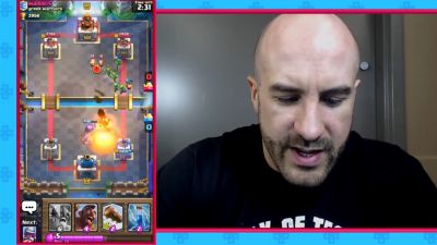 CESARO_dishes_pains___answers_your_CLASH_ROYALE_questions___2_--_UpUpDownDown_P_mp40301.jpg