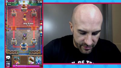 CESARO_dishes_pains___answers_your_CLASH_ROYALE_questions___2_--_UpUpDownDown_P_mp40312.jpg