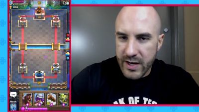 CESARO_dishes_pains___answers_your_CLASH_ROYALE_questions___2_--_UpUpDownDown_P_mp40348.jpg