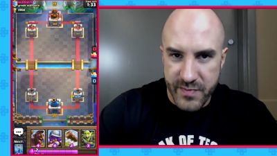 CESARO_dishes_pains___answers_your_CLASH_ROYALE_questions___2_--_UpUpDownDown_P_mp40353.jpg