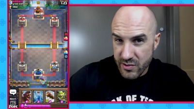 CESARO_dishes_pains___answers_your_CLASH_ROYALE_questions___2_--_UpUpDownDown_P_mp40363.jpg